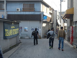 051.JPG